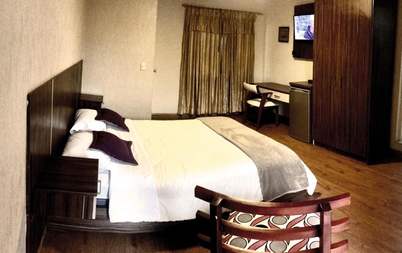 Hotel Spa Santa Ana 쿠엔카 외부 사진